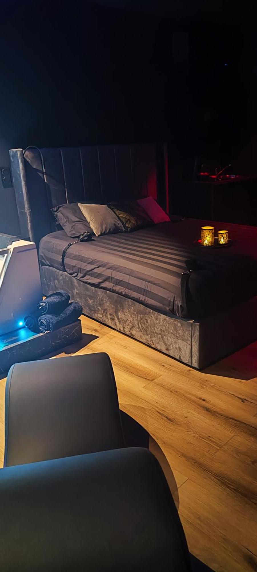Loveroomxspa Bourg-Saint-Christophe 객실 사진